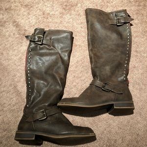 Candies riding boots